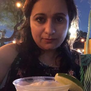 Meet your Posher, Naz